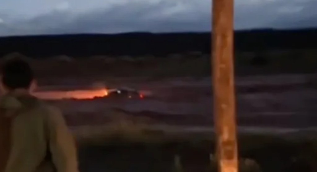 Furia de la naturaleza: El Arroyo Carranza desborda y arrastra tres vehículos en un episodio&nbsp;dramático