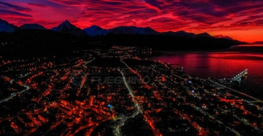 Preparativos en la Ciudad del Fin del Mundo para los Festejos del Solsticio de&nbsp;Verano
