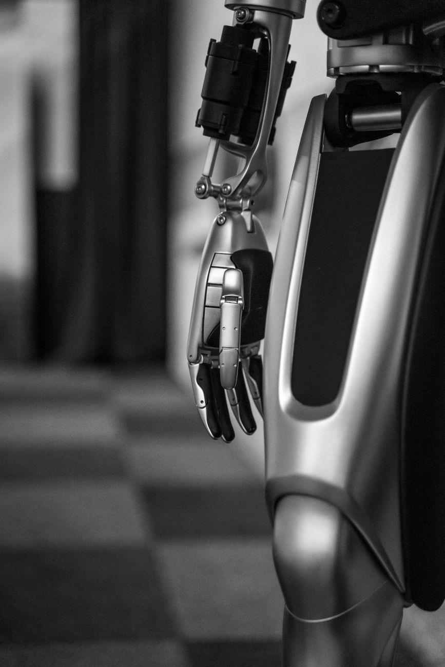 Un youtuber crea un robot de cuatro patas que transporta&nbsp;personas